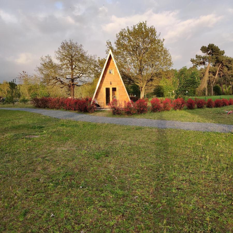 Chalet Tipi Apache Des Monteaux Vivy